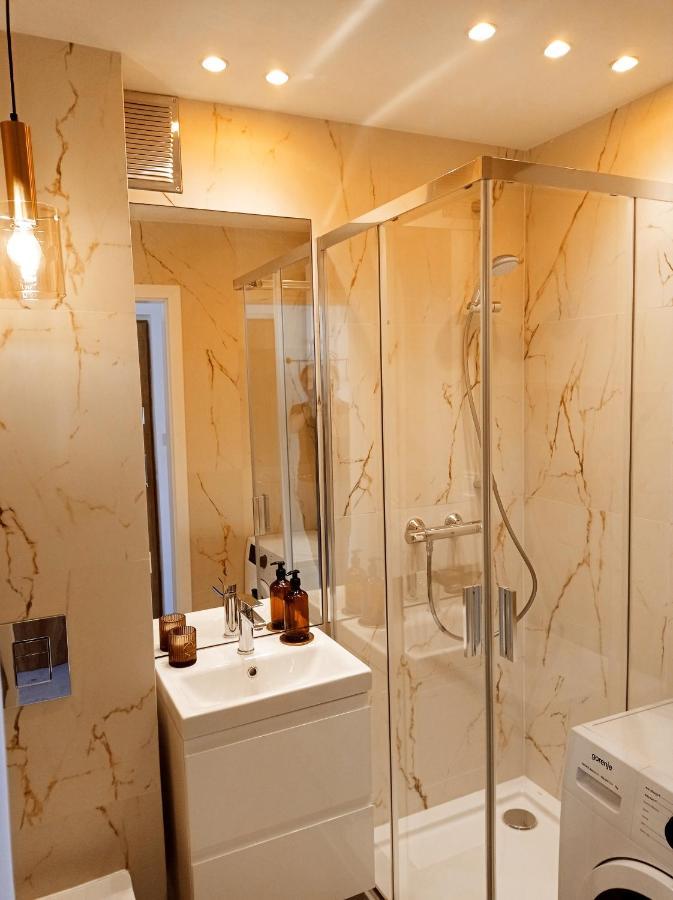 Apartament Home Mi Nysa Luaran gambar