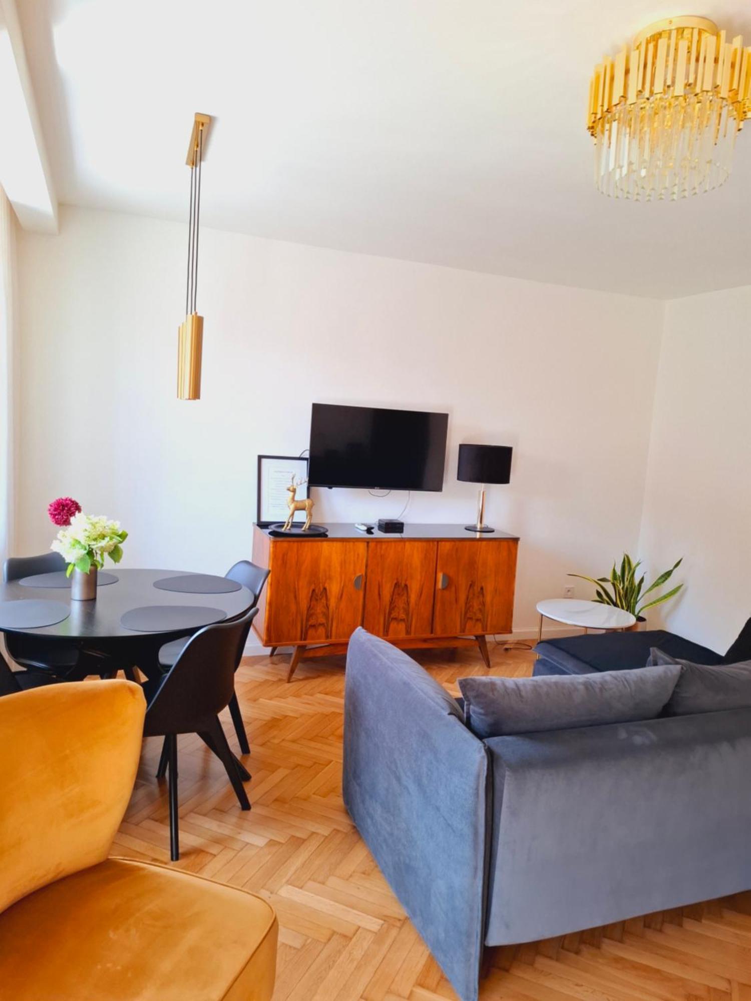 Apartament Home Mi Nysa Luaran gambar